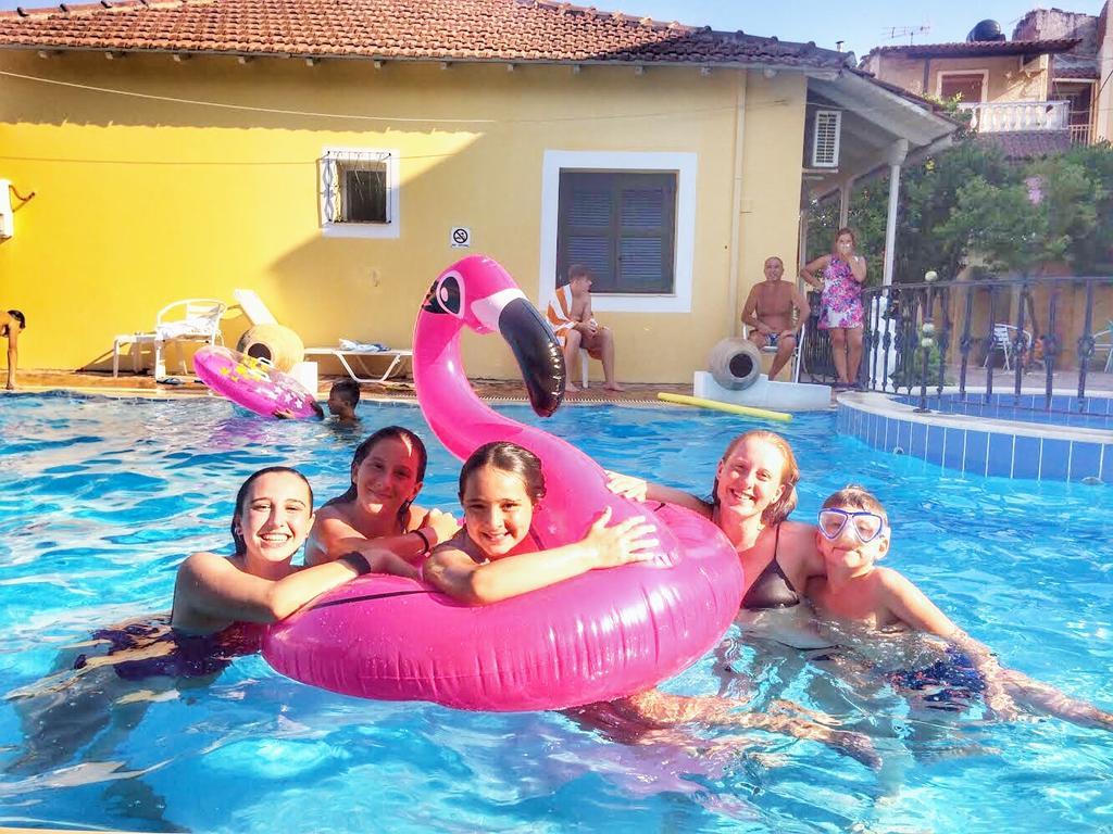 מוראיטיקה Avra Sea View Paradise Pool Apartments מראה חיצוני תמונה
